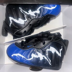 Nike Black Blue Baby Walker Shoes with White Lightning